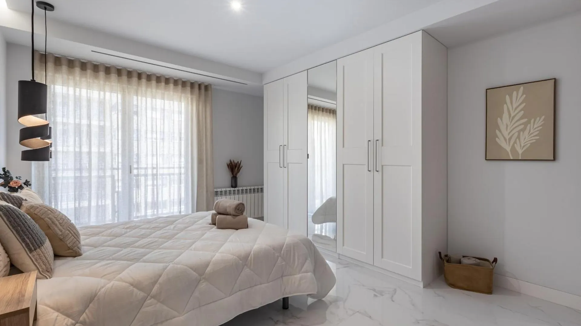 Apartamento Dreaming Puerta Real Granada 0*,